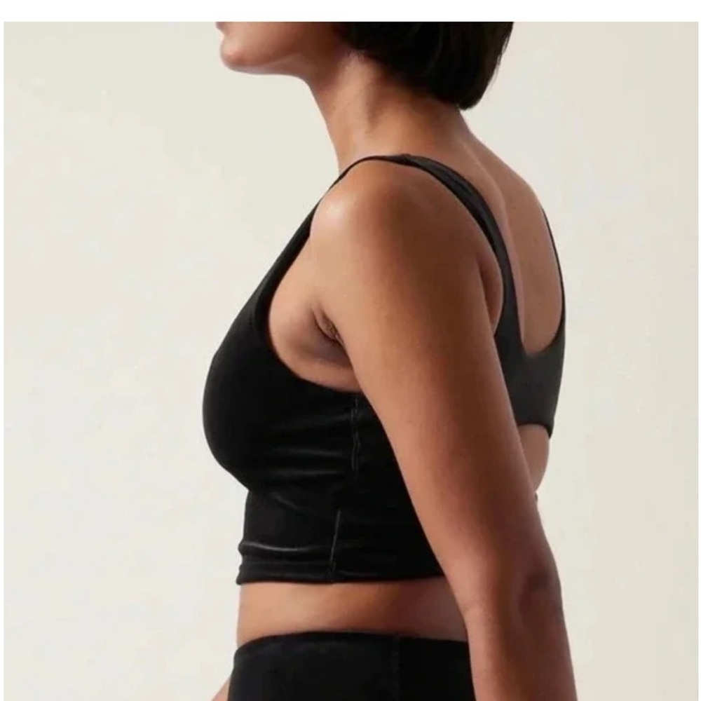 Athleta Velvet Cut Out Crop Black A-C Top Sleeveless Size Small - Picture 7 of 8